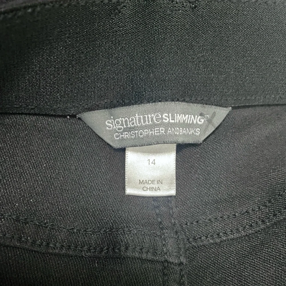 Women’s Christopher and Banks Signature
Slimming Mid Rise Jeans in Black Size 14 - Picture 2 of 7